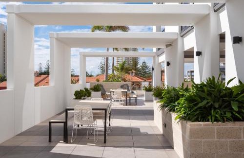 Broadbeach Apartment | Serain Residences on Qube