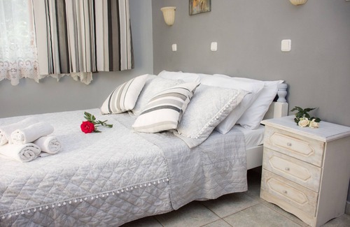 South Pelion House | Seralis