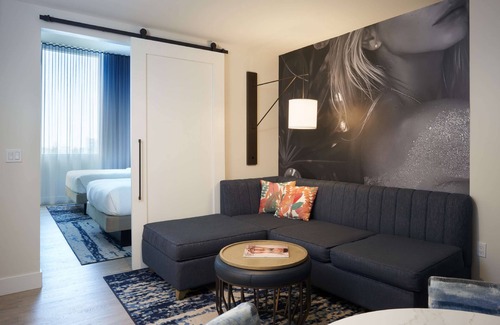 Ojus Hotel | SERENA Hotel Aventura Miami, Tapestry Collection by Hilton