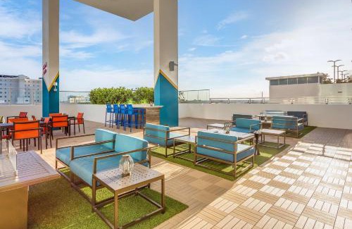 Ojus Hotel | SERENA Hotel Aventura Miami, Tapestry Collection by Hilton