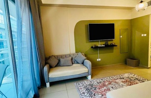 Ras Al Khaimah Apartment | Serenading Sea View Escape Home