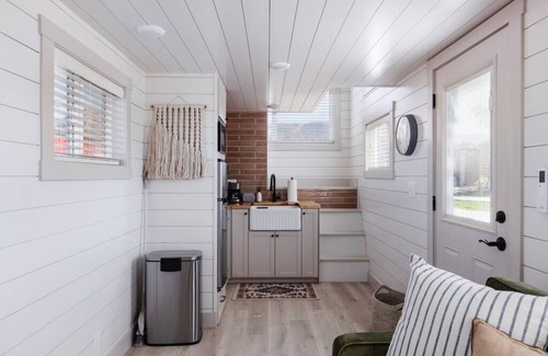 Apple Valley Apartment | Serendipity tiny home