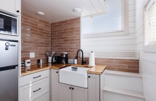 Apple Valley Apartment | Serendipity tiny home