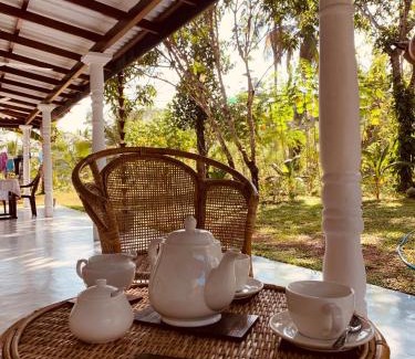 Weligama Bed & Breakfast | Serendipity (Weligama)