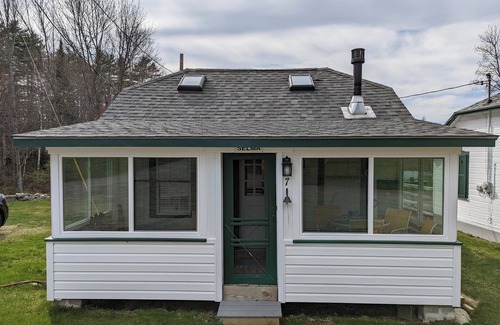 Whitefield Cottage | Serene 1-bed cottage + Loft in Whitefield Ski, Sled, Hike Cannon Bretton Woods