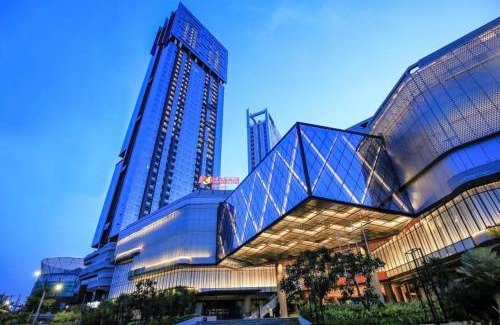 Surabaya Apartment | Serene 2BR Apartment in Venetian Tower Grand Sungkono Lagoon Surabaya by Le Ciel Hospitality