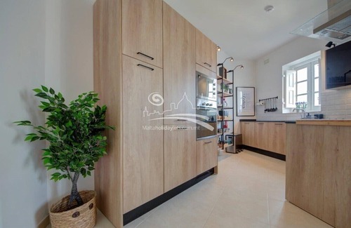 Birgu Apartment | Serene 3 bedroom Apartment in Kalkara
