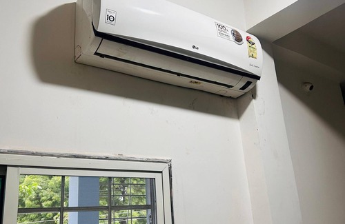 Ujjain House | Serene 4-bedroom house with WiFi in Ujjain