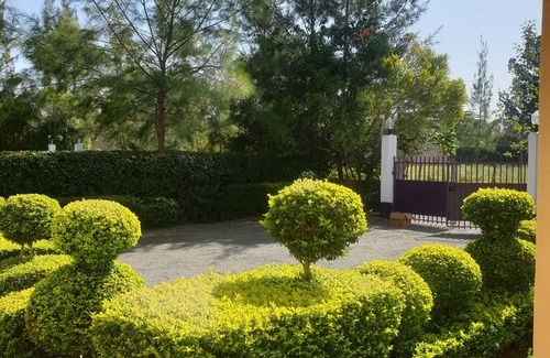 Naivasha Villa | Serene 4bedroom villa in Naivasha with scenic views & shared pool close to lake
