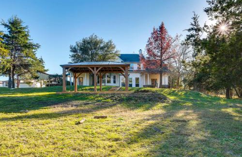 Westminster House | Serene 50-Acre Nature Retreat Near Melissa and Anna