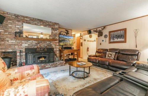 Carnelian Bay House | Serene 5BDR Near Beach and Forest Trails
