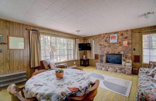 Jemez Springs House | Serene 70s Retreat Near San Antonio Hot Springs