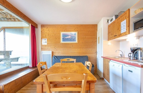 Chamrousse Apartment | Serene Alpine Stay for 6 guests