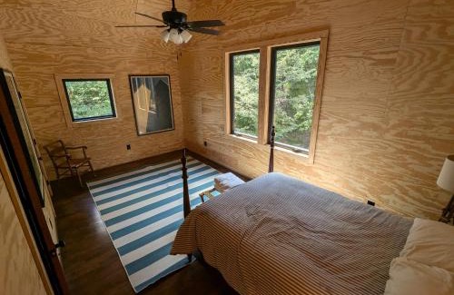 Samantha House | Serene Cabin on Lake Tuscaloosa
