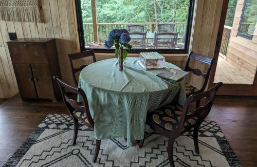 Samantha House | Serene Cabin on Lake Tuscaloosa