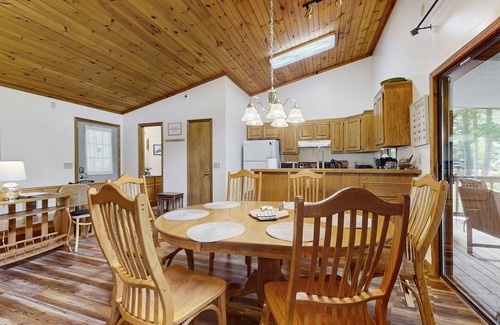 Maggie Valley Cabin | Serene cabin with mountain views, gorgeous golden hour ambiance & decks