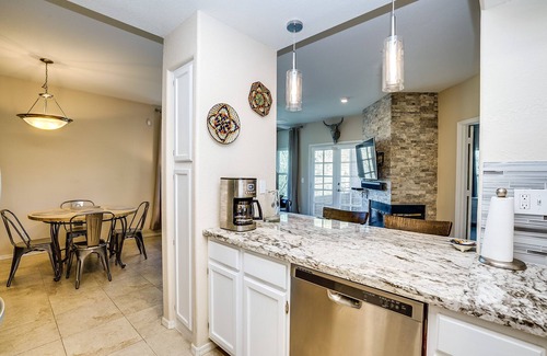Tucson Condo | Serene Catalina Foothills Condo - Pool, Hottub, Spectacular Mountain & City View