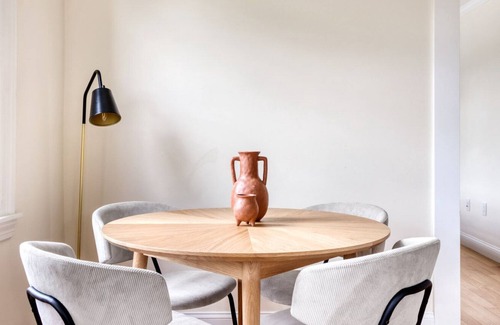 Chestnut Hill Apartment | Serene Chestnut Hill 2BR nr Boston College T, by Blueground
