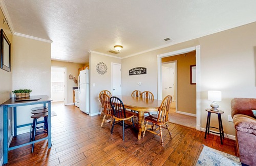 Branson Condo | Serene condo with furnished balcony, outdoor pool, washer/dryer, central AC