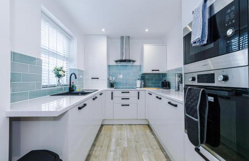 Hoole House | Serene & Contemporary Hoole House