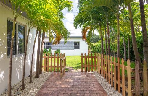 Northeast Miami Villa | Serene Cottage Retreat, Ideal for Couples & Solo