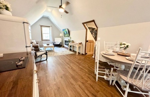 Anderson Other | Serene Country Loft | Sleeps 5