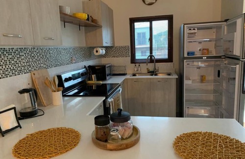 Discovery Bay House | Serene Dream/walking distance from the beach, other popular tourist attractions