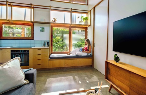 Moffat Beach Apartment | Serene Escape in Moffat Beach