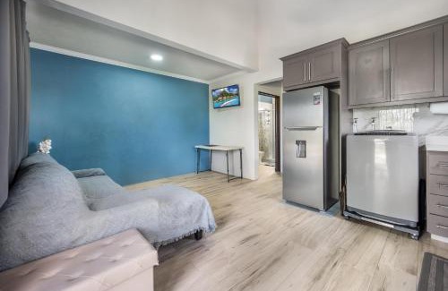 Kent Apartment | Serene Escape - Central & Modern
