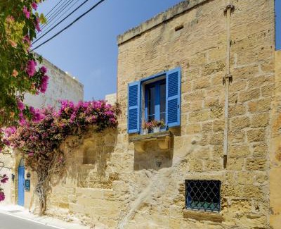 Gharb Bed & Breakfast | Serene Escape Farmhouse B&B