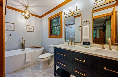 Pigeon Forge House | Serene Escape Minutes from Smoky Mountain Fun