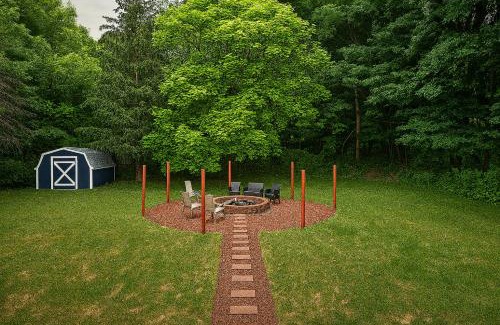 Wyoming House | Serene Family Home Sleeps 16!