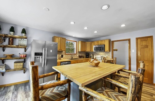 Breckenridge House | Serene Forested Retreat near Breckenridge Resort