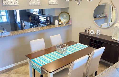 Bonita Shores Condo | Serene Getaway-5min to ocean. Bonita Springs/Naples.