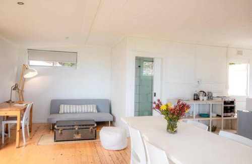 Cape Peninsula House | Serene Hide-Away with ocean views.