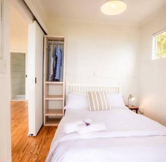 Cape Peninsula House | Serene Hide-Away with ocean views.