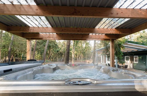 Municipality of Boekel House | Serene Holiday Home in Boekel with Private Hot Tub