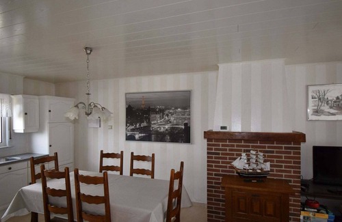 Grote-Brogel House | Serene Holiday Home in Peer with Terrace