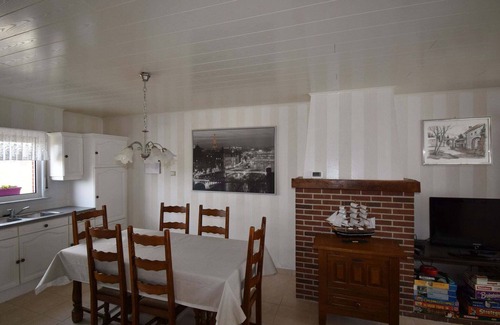 Grote-Brogel House | Serene Holiday Home in Peer