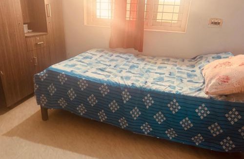 Vaduvanchal House | Serene Inn