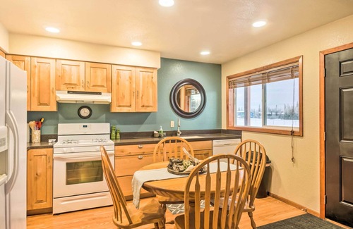 Kenai Condo | Serene Kenai Condo < 4 Mi to Kenai Beach!