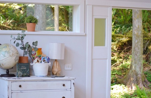 Harrison Hot Springs Cabin | Serene Lakeside Cabin: 2BR + Loft on Harrison