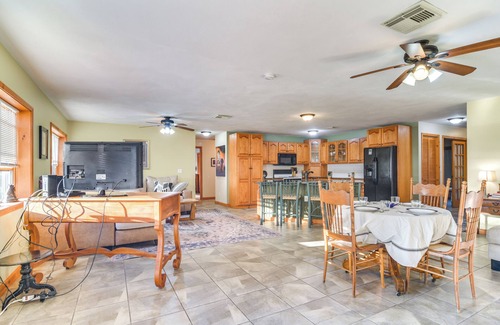 Winter Haven Cottage | Serene Lake Views: Winter Haven Home