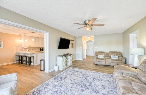 Huddleston House | Serene lakefront home with dock, hot tub, pool table & beautiful views