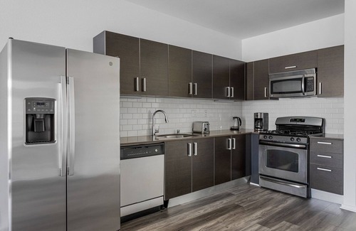 Del Rey Apartment | Serene Marina Del Rey 2BR w/Pool & Gym, nr Shopping, by Blueground