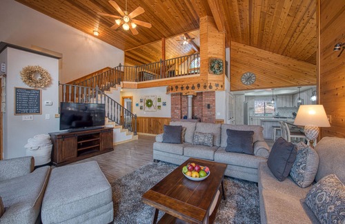 Shaver Lake House | 🏔️ Serene Mountain Escape w/Game Room, Fire Pit & Pond Views | Shaver Lake
