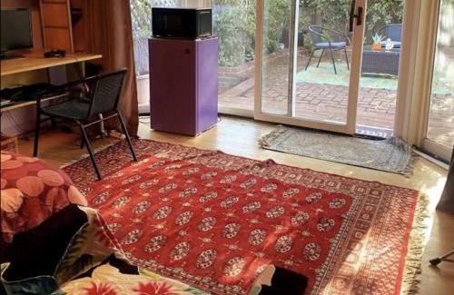San Anselmo House | serene Mountainside Suite, Private entrance and bathroom
