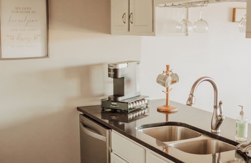 Table Rock Condo | Serene on 17 Pointe Royale Walk-In Condo, Water Views