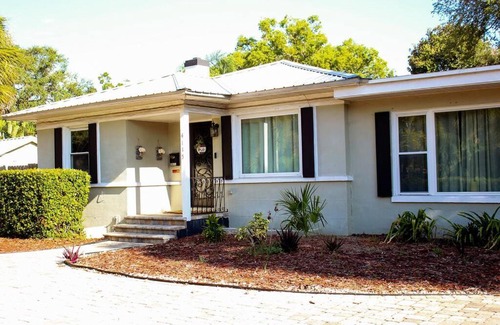 Virginia Park House | Serene Pool Home in South Tampa