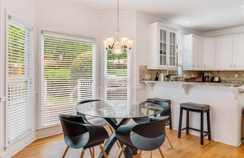 Conyers House | Serene Poolside Oasis 5 BR, Office, Luxe Amenities